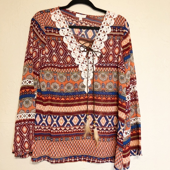 Umgee Tops - Umgee BOHO Lace Up Feathers Cut Out Bell Sleeves M